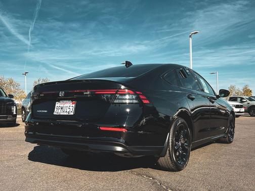 Crystal Black 2026 Honda Accord SE