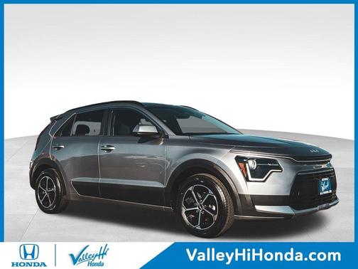 2023 Kia Niro LX
