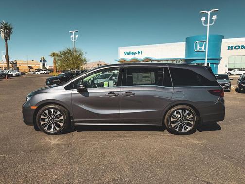 Modern Steel Metallic 2027 Honda Odyssey Elite