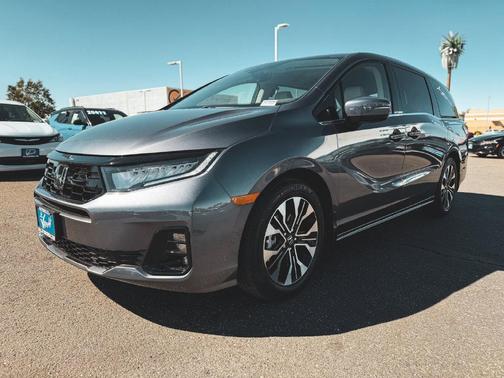 Modern Steel Metallic 2027 Honda Odyssey Elite