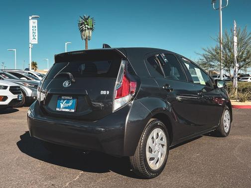 2016 Toyota Prius c Four
