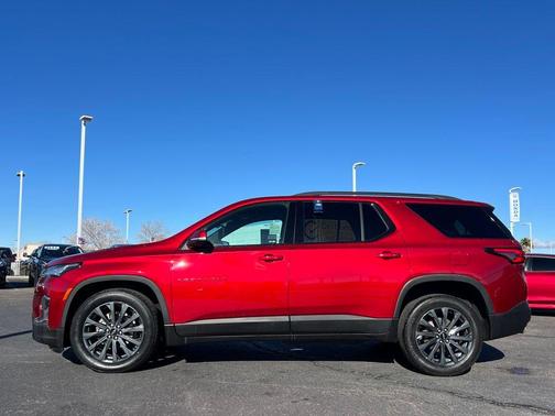 2023 Chevrolet Traverse RS