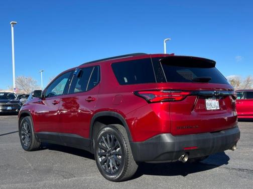 2023 Chevrolet Traverse RS