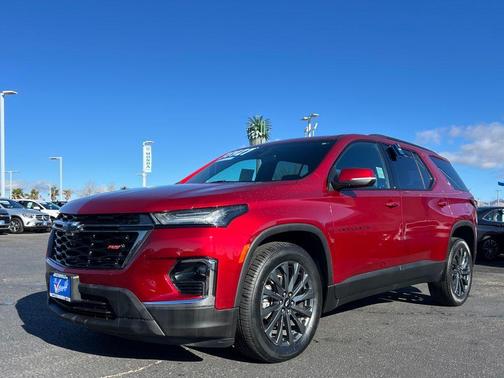 2023 Chevrolet Traverse RS