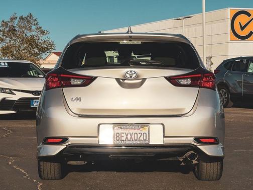 2018 Toyota Corolla iM Base