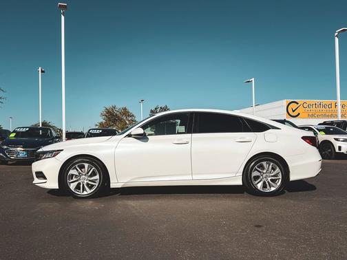 2020 Honda Accord 