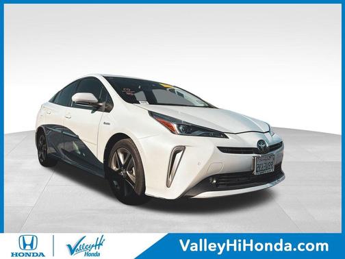 2022 Toyota Prius XLE