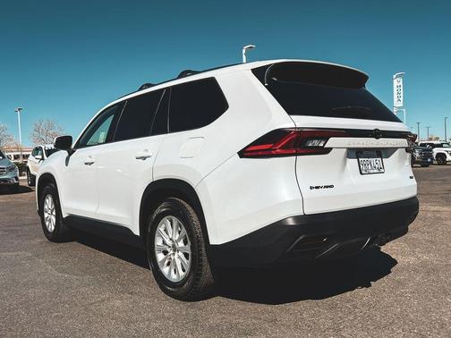 2024 Toyota Grand Highlander Hybrid XLE