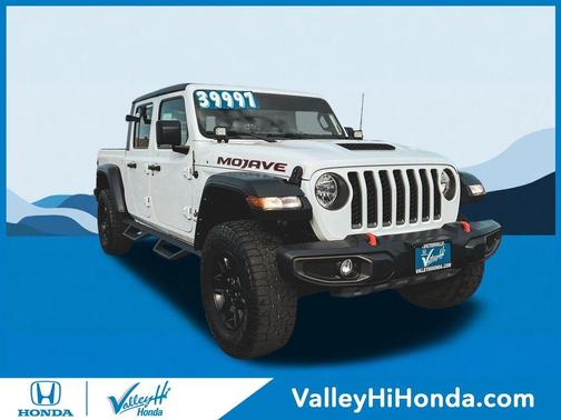 Bright White Clearcoat 2023 Jeep Gladiator Mojave