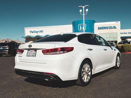 2017 Kia Optima LX