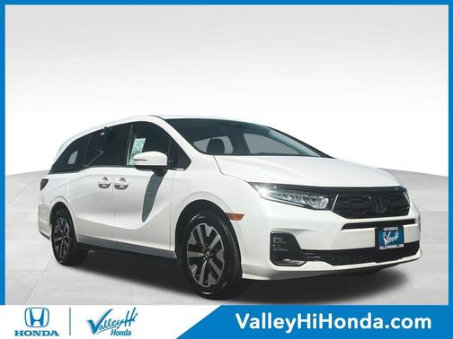 White 2025 Honda Odyssey EX-L