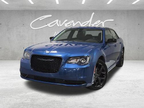 Frostbite 2022 Chrysler 300 Touring