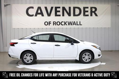 2025 Nissan Versa 1.6 S