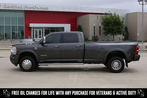 2021 RAM 3500 Laramie Crew Cab 4x4 8' Box