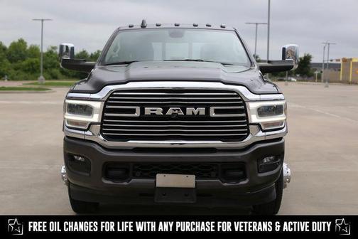 2021 RAM 3500 Laramie Crew Cab 4x4 8' Box