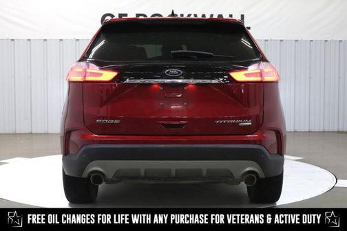 2020 Ford Edge Titanium