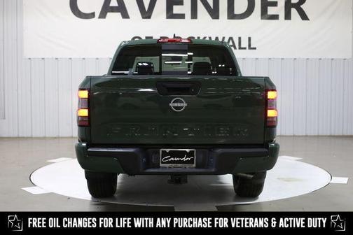 2025 Nissan Frontier SV