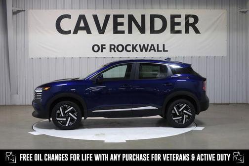 2025 Nissan Kicks SV