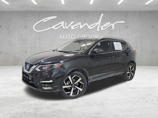 2022 Nissan Rogue Sport SL