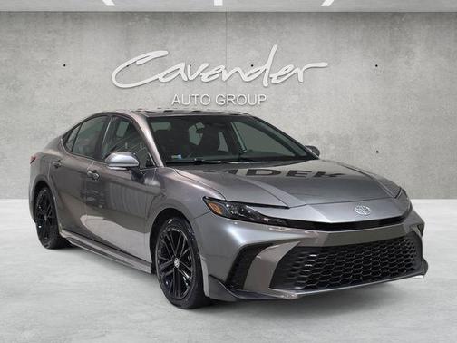 Heavy Metal 2025 Toyota Camry SE