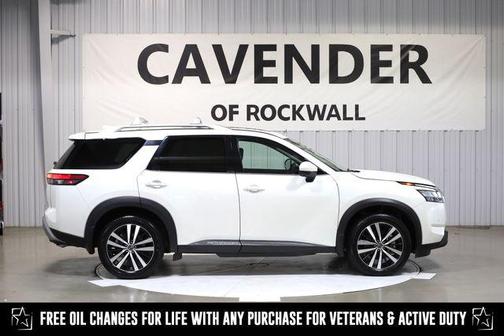 2024 Nissan Pathfinder Platinum 4WD