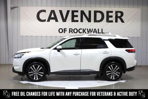 2024 Nissan Pathfinder Platinum 4WD