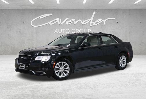 2016 Chrysler 300 Limited
