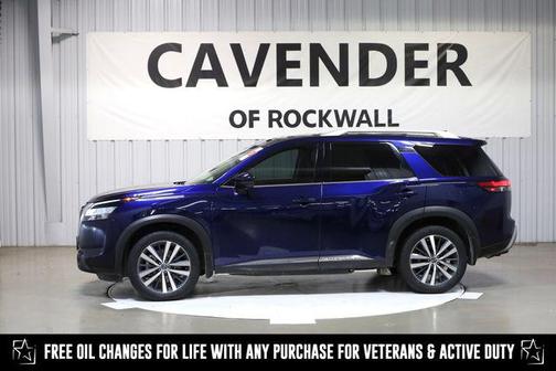 2022 Nissan Pathfinder Platinum 4WD