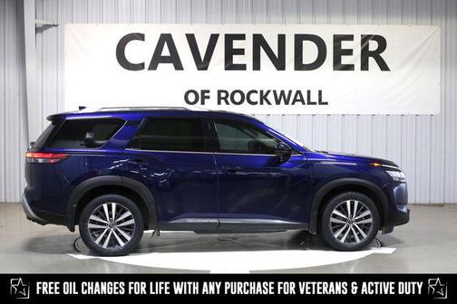 2022 Nissan Pathfinder Platinum 4WD