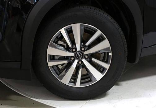 2025 Nissan Pathfinder SL FWD