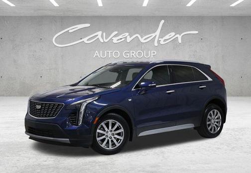 2022 Cadillac XT4 Premium Luxury