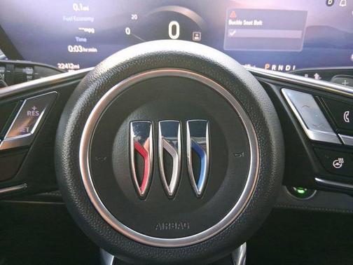 2025 Buick Enclave Preferred FWD