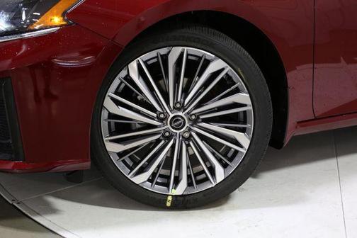 2025 Nissan Altima 2.5 SL