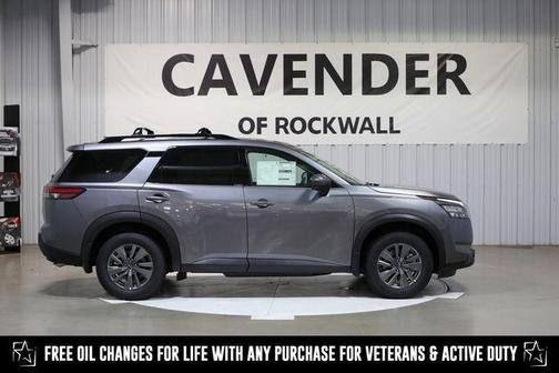 2025 Nissan Pathfinder SV FWD