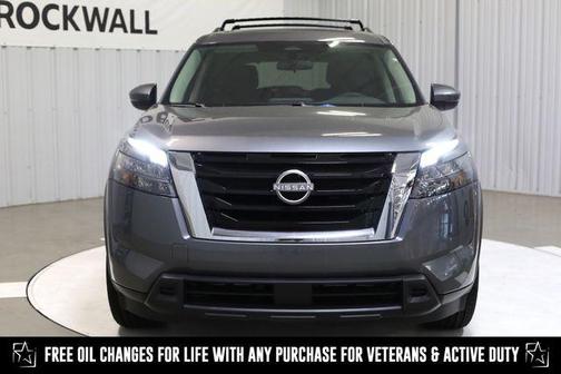 2025 Nissan Pathfinder SV FWD