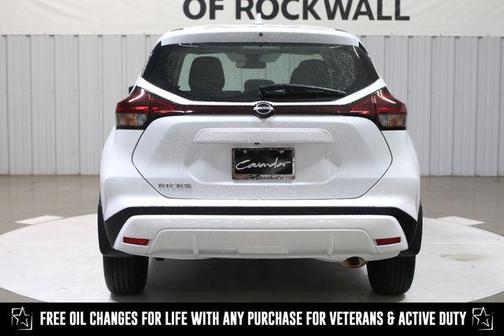 2025 Nissan Kicks S