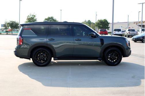 2025 Nissan Armada PRO-4X 4WD