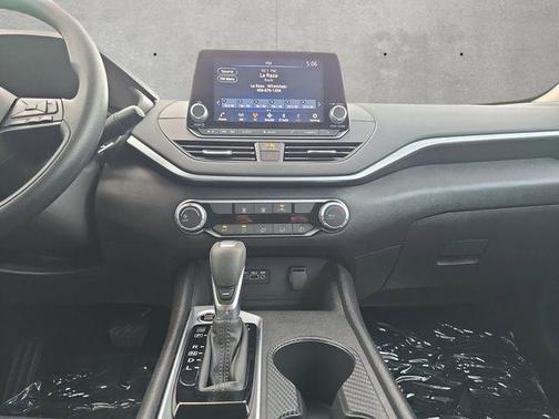 2025 Nissan Altima S FWD