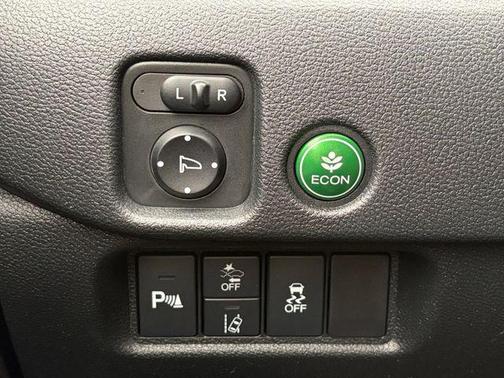 2022 Honda Pilot Touring 8-Passenger