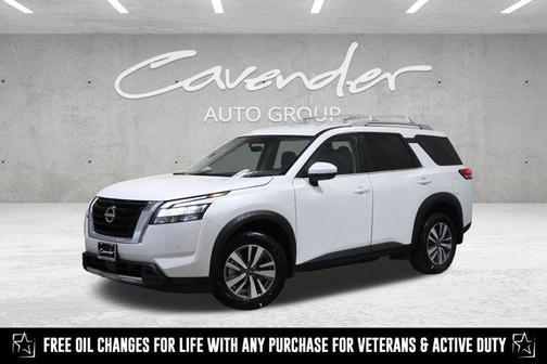 2025 Nissan Pathfinder SL 4WD