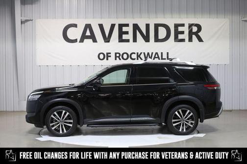 2024 Nissan Pathfinder Platinum FWD