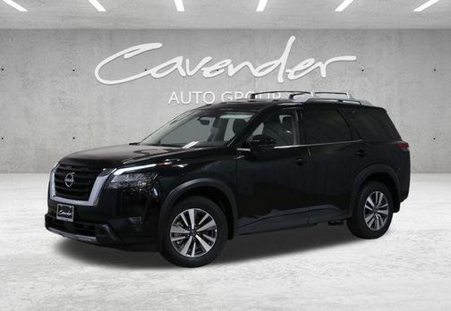 2025 Nissan Pathfinder SL 4WD