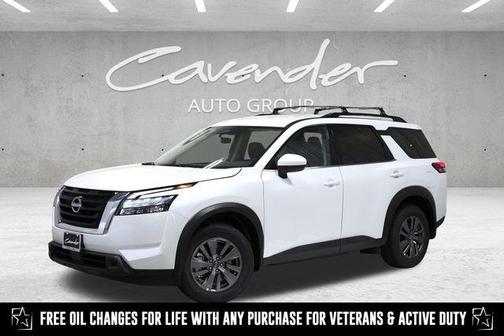 2025 Nissan Pathfinder SV FWD