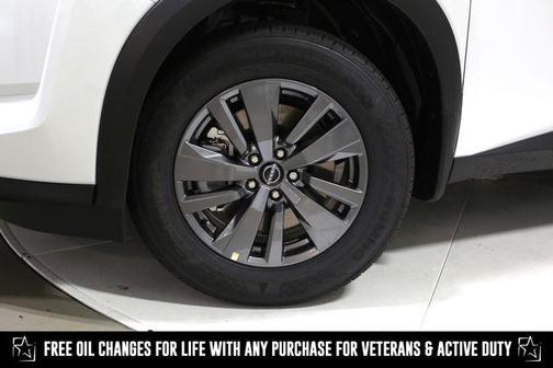 2025 Nissan Pathfinder SV FWD