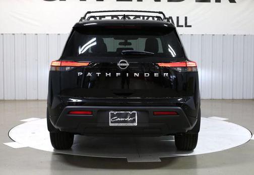 2025 Nissan Pathfinder SV FWD
