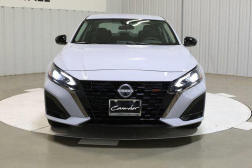 2025 Nissan Altima SR FWD