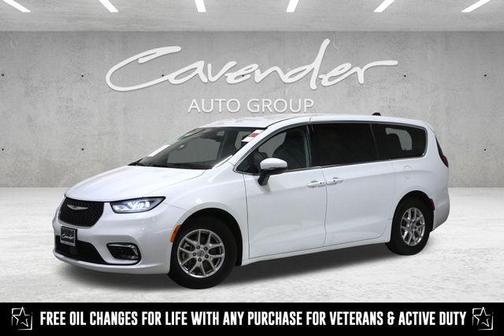 2023 Chrysler Pacifica Touring L