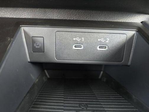 Deep Blue Pearl 2026 Nissan Kicks SV