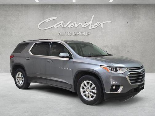 2020 Chevrolet Traverse LT Cloth