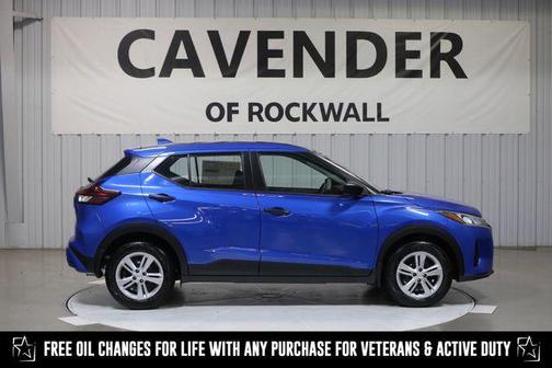 2025 Nissan Kicks S